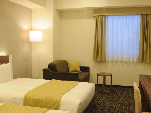 Hotel Sunroute Kumagaya Station Екстер'єр фото