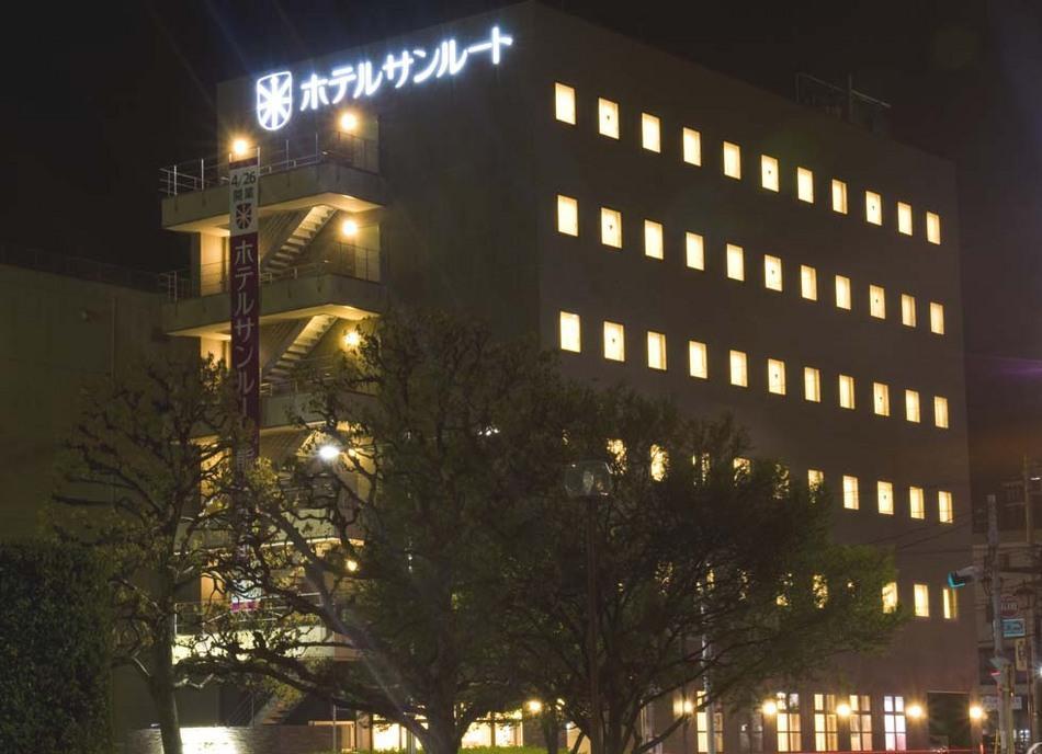 Hotel Sunroute Kumagaya Station Екстер'єр фото
